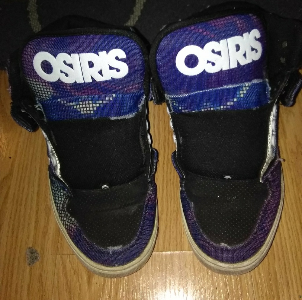 Osiris tennis shoes